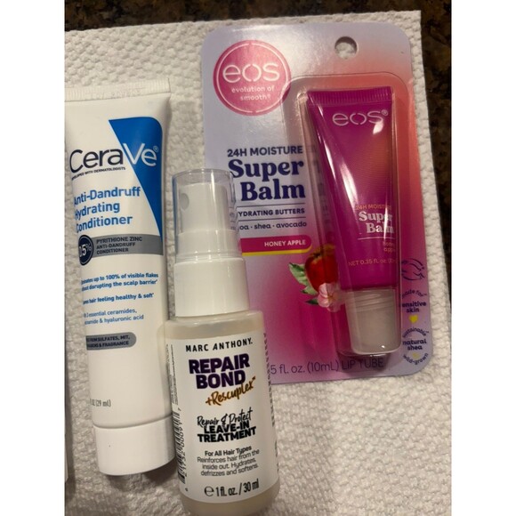 Lot Of 7 High End Travel Size Toiletries Mixed Brands Dry Shampoo Lip Balm Clean - Picture 2 of 4